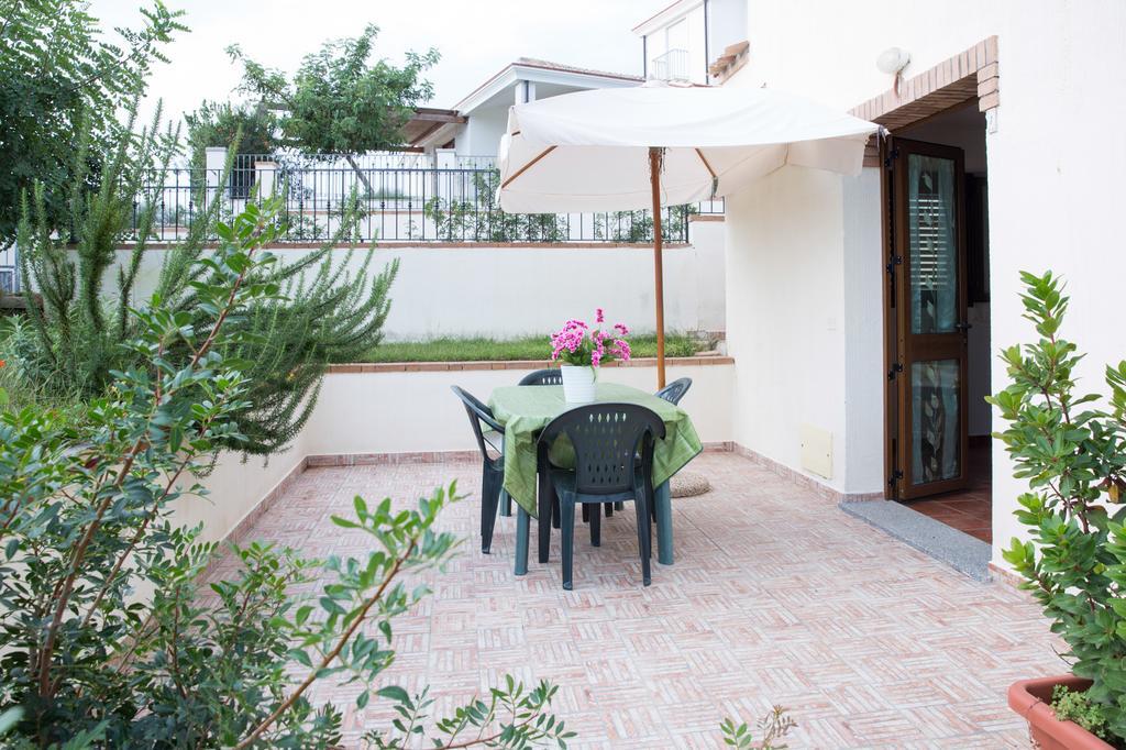 Appartamenti Torre Di Bari Bari Sardo Eksteriør bilde