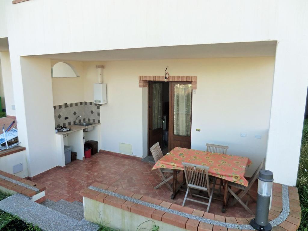 Appartamenti Torre Di Bari Bari Sardo Eksteriør bilde
