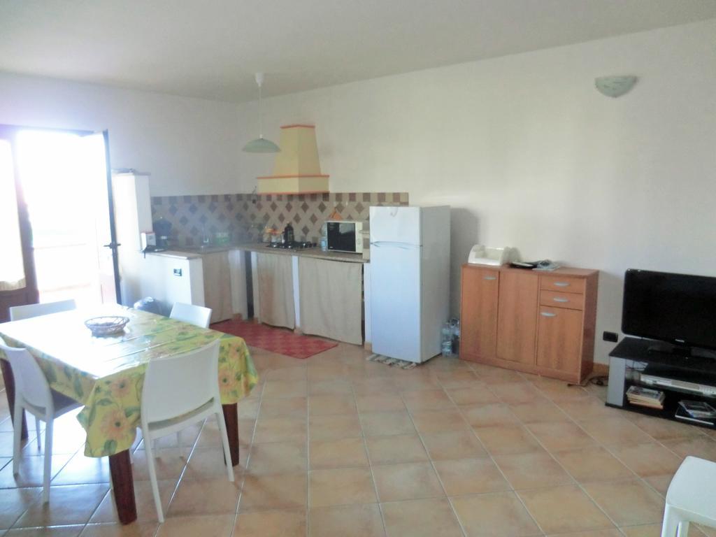 Appartamenti Torre Di Bari Bari Sardo Eksteriør bilde