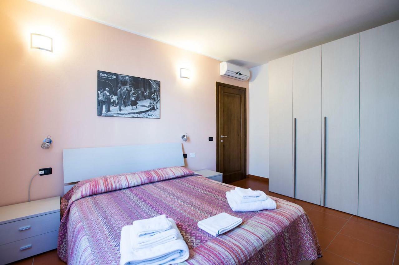 Appartamenti Torre Di Bari Bari Sardo Eksteriør bilde